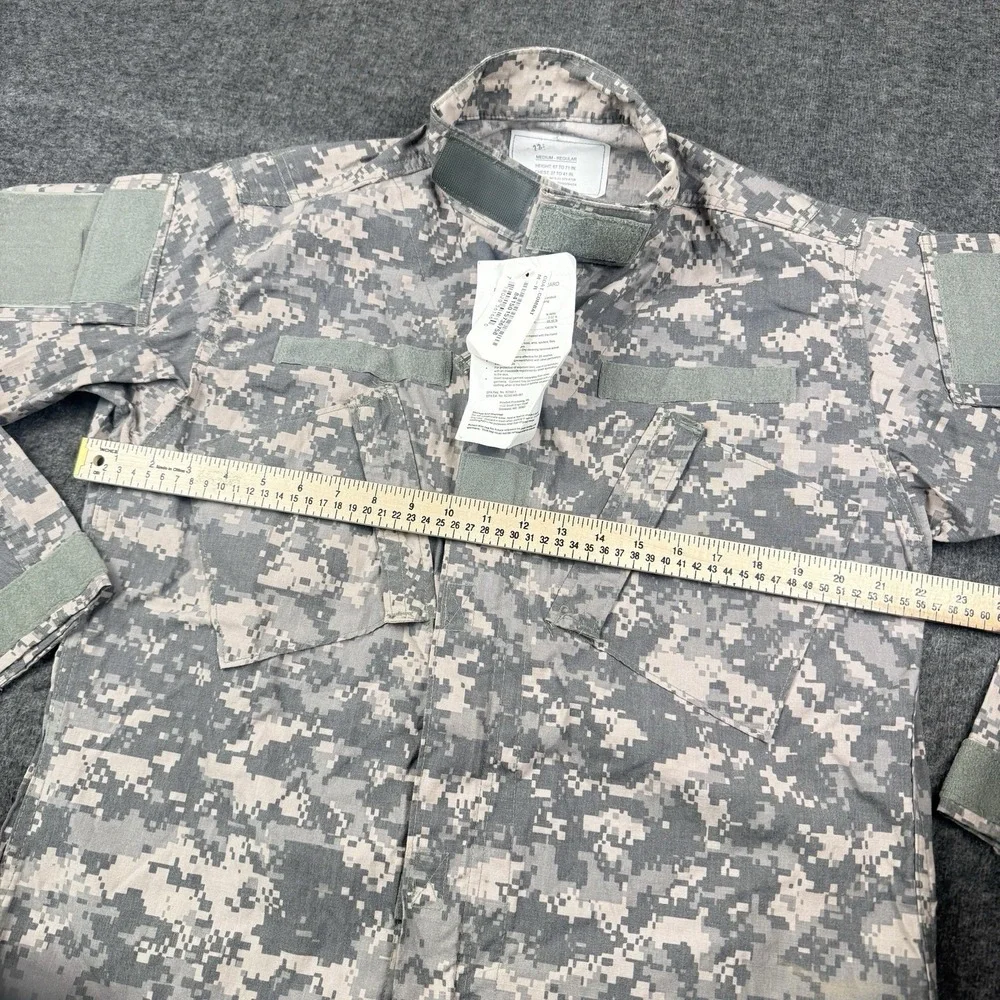 Army Combat Uniform Flame Resistant Coat Medium Reg UCP Digital Camouflage NEW